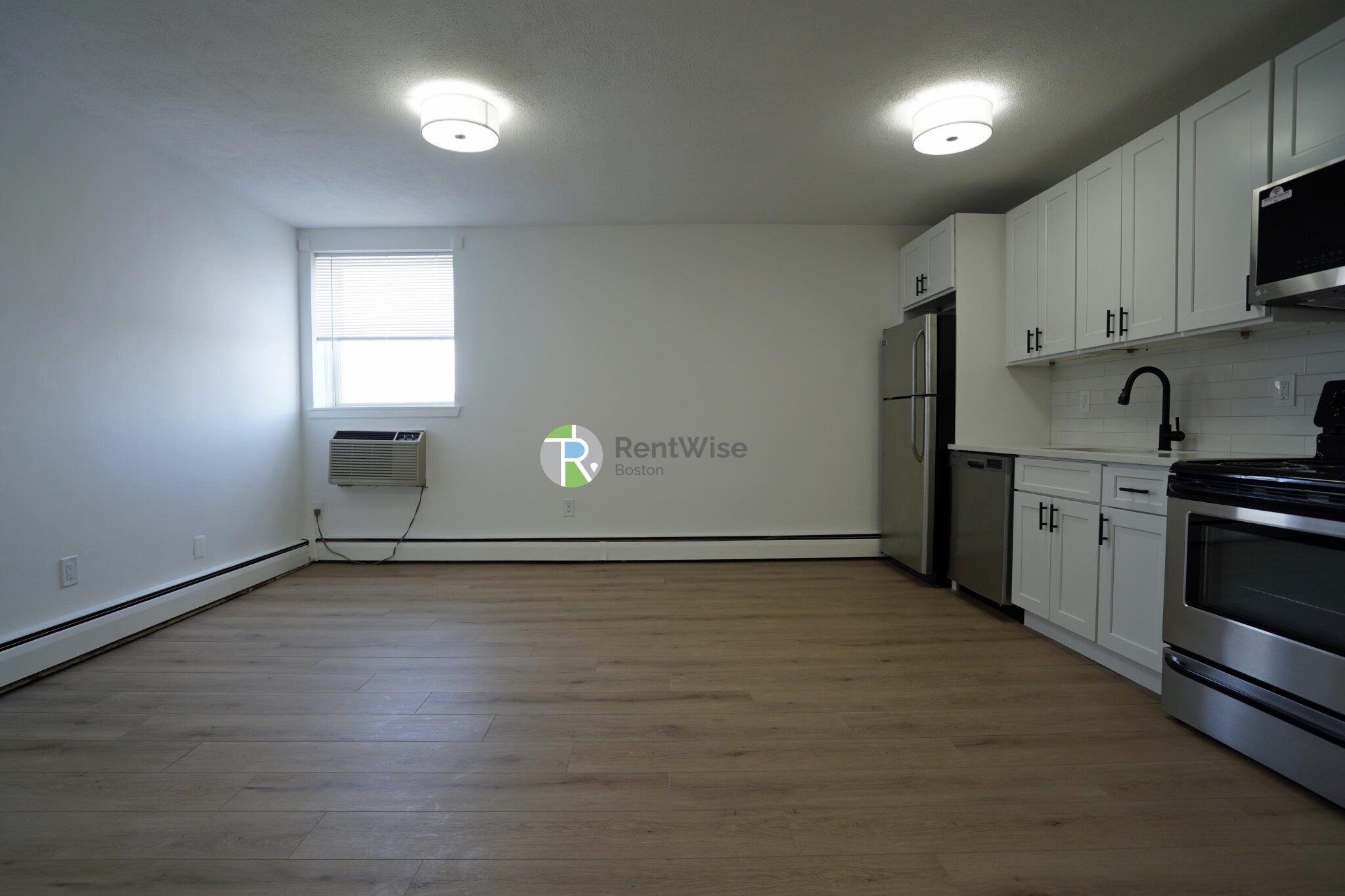 740 E 7th, South Boston