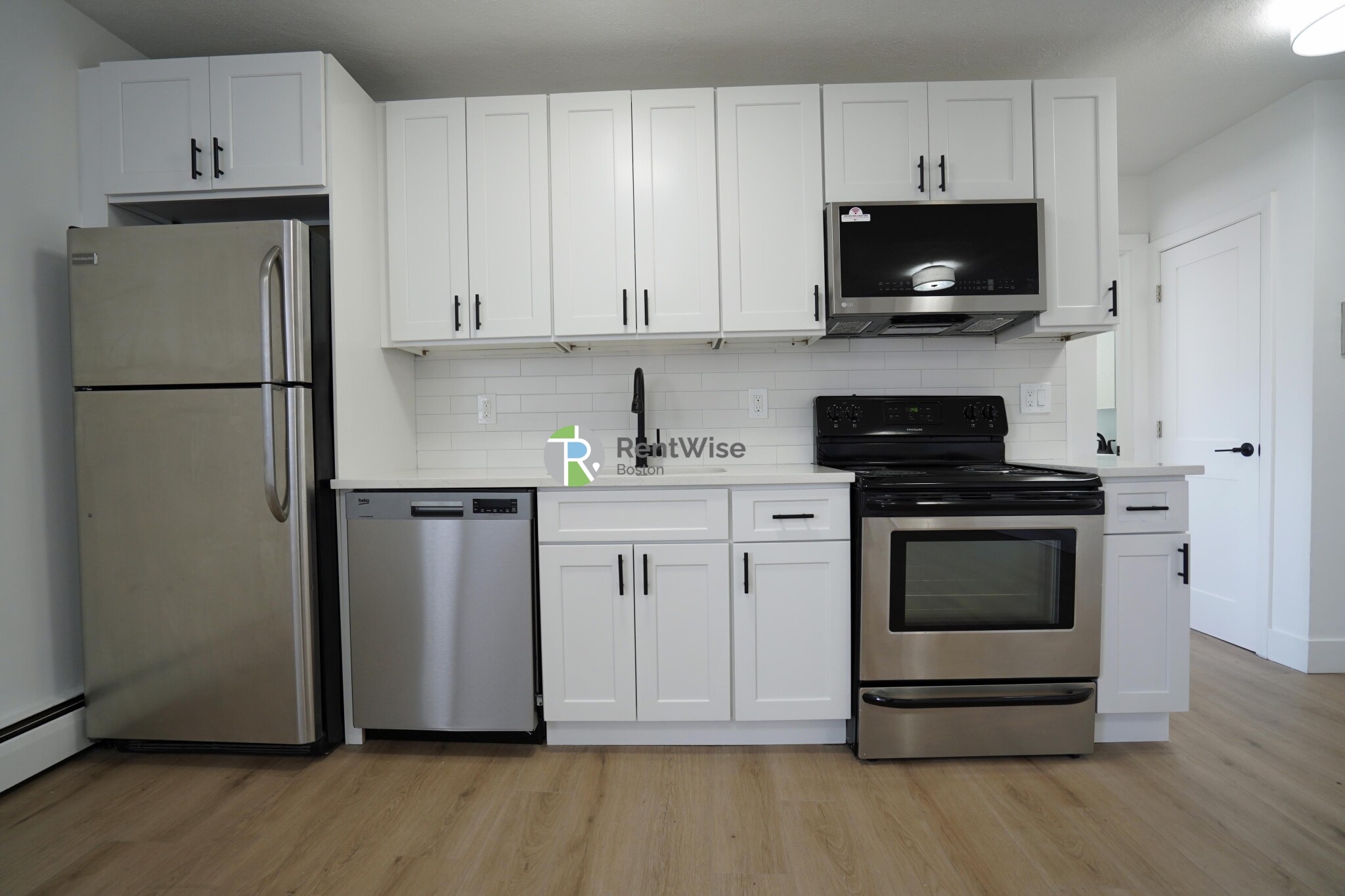 740 E 7th, South Boston