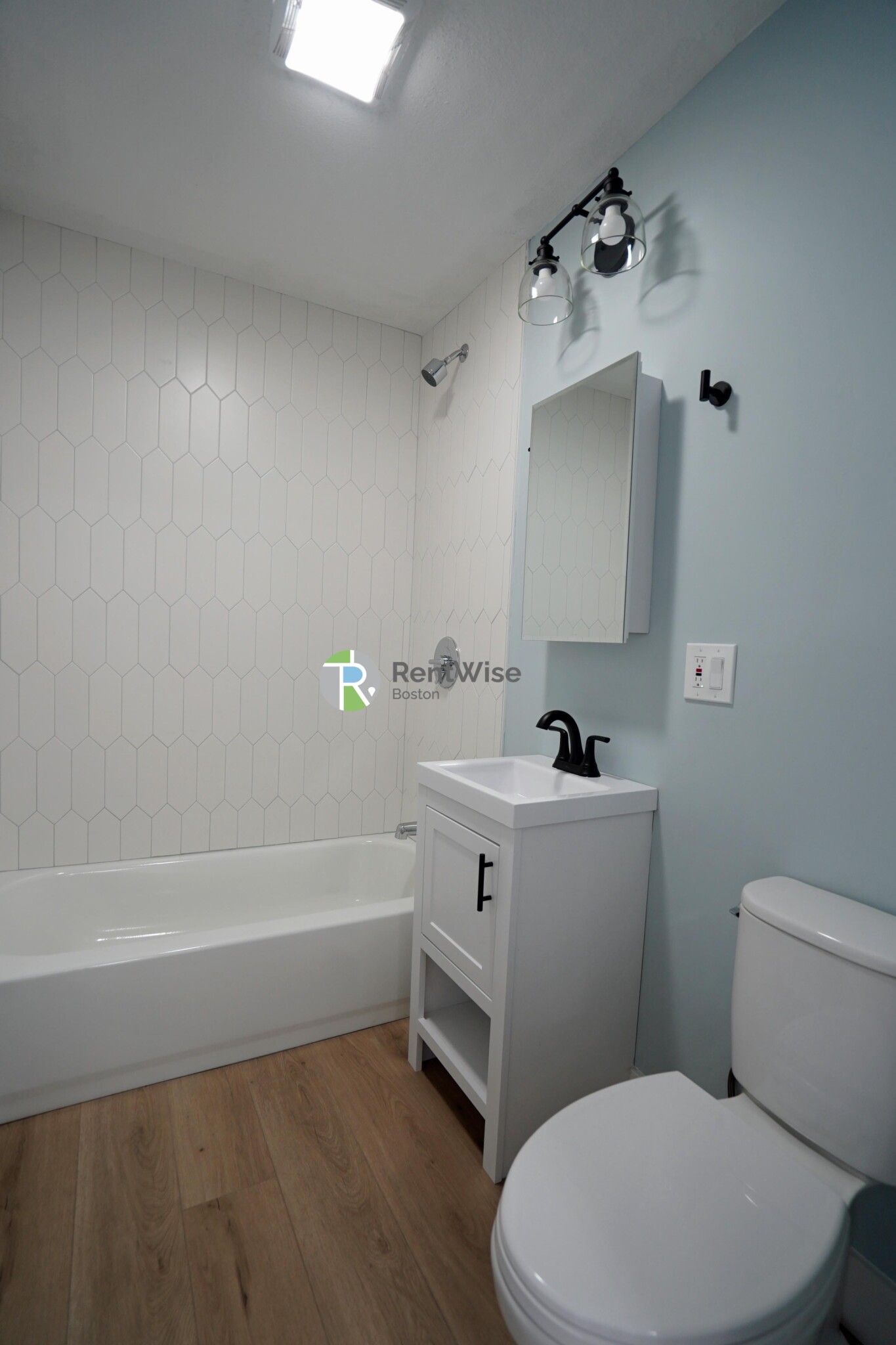 740 E 7th, South Boston