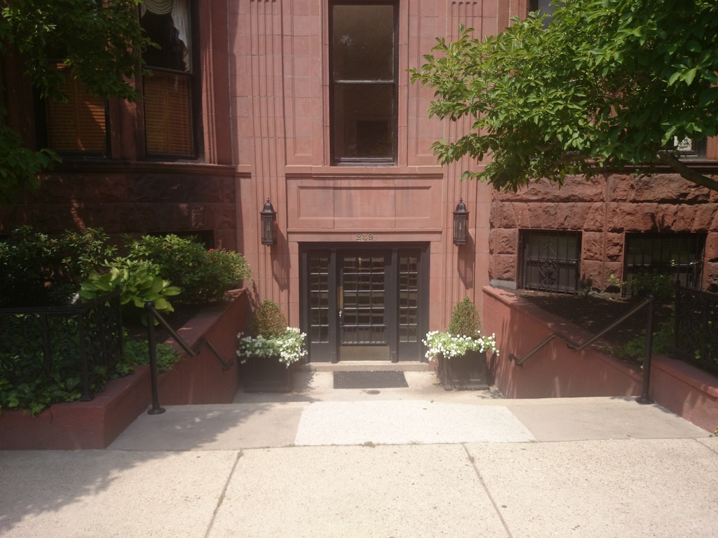 239 Commonwealth Ave, Back Bay