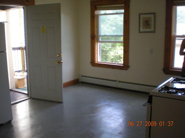 40 Mozart St, Jamaica Plain