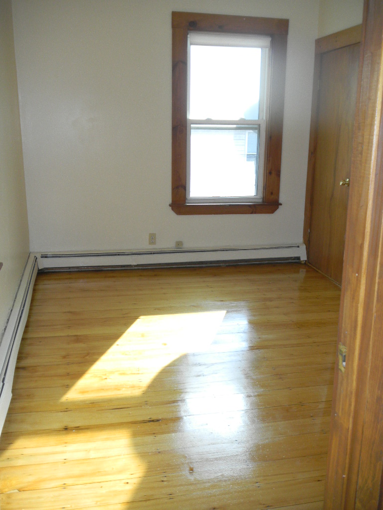 40 Mozart St, Jamaica Plain