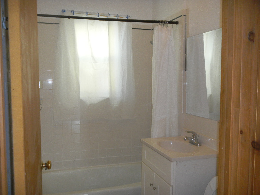 40 Mozart St, Jamaica Plain