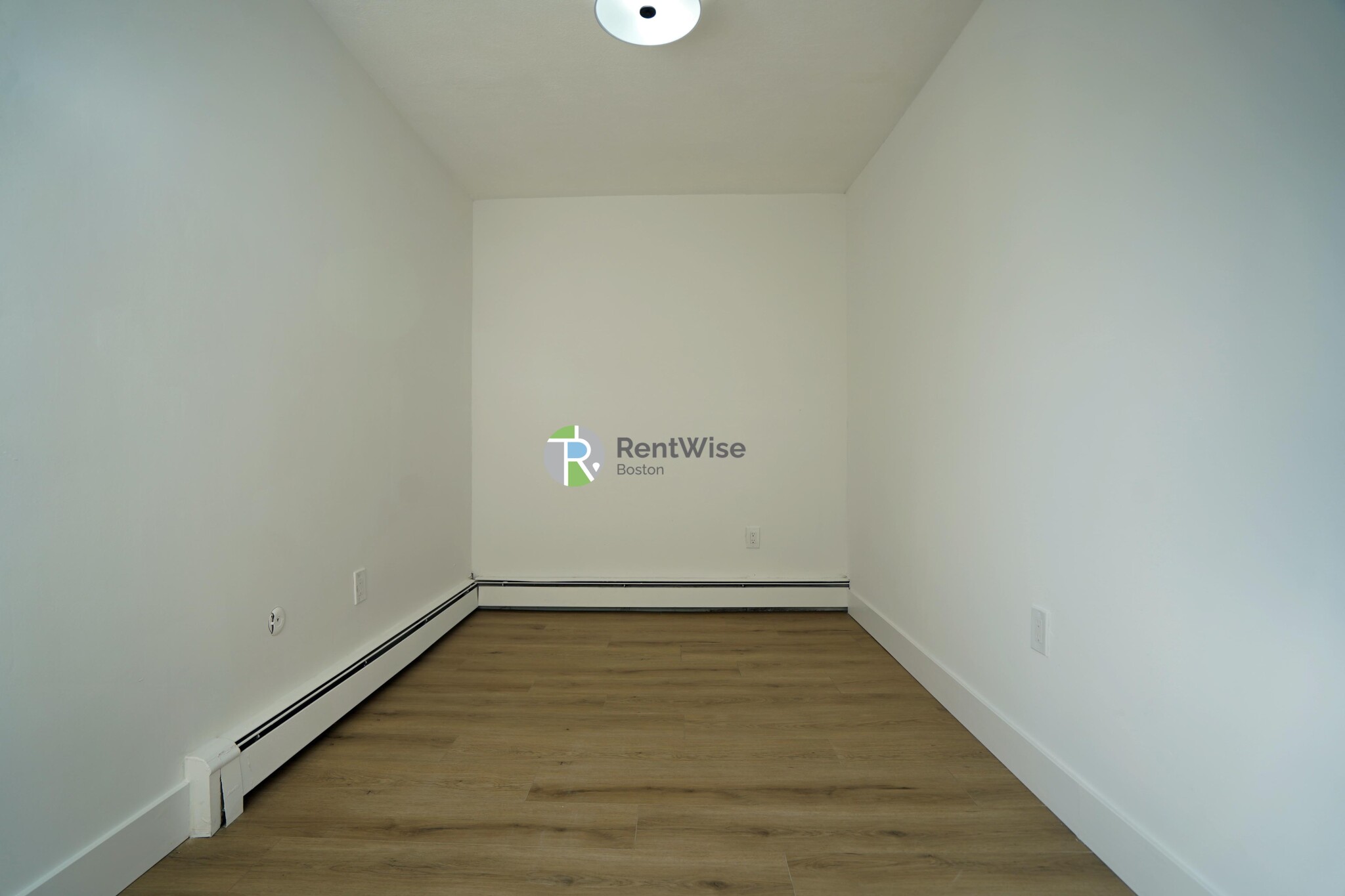 745 East 6th St, South Boston