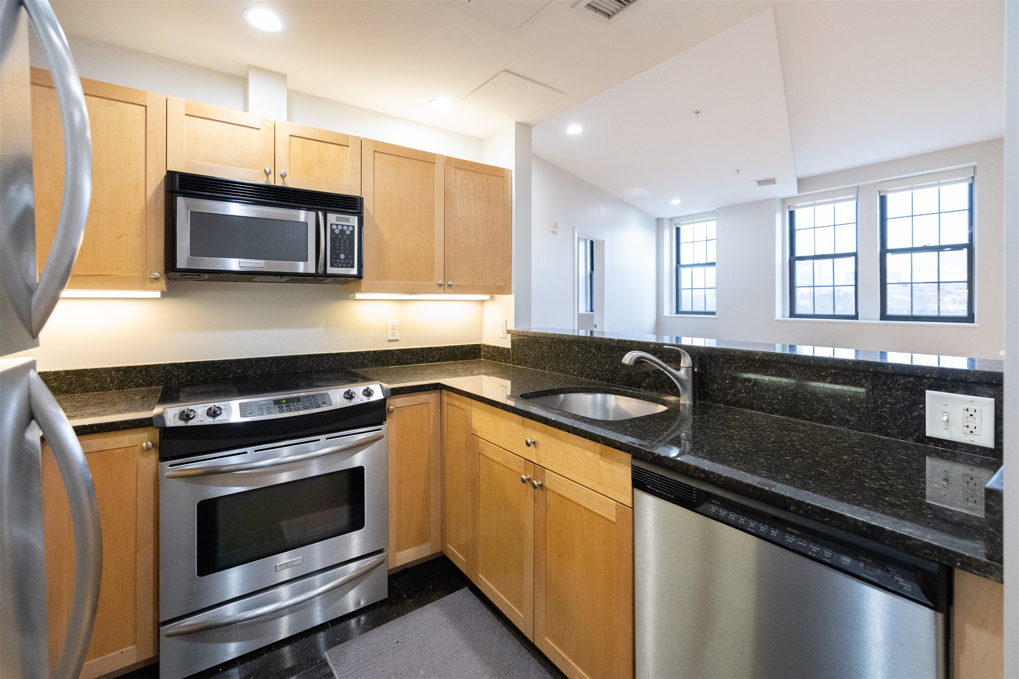 490 Harrison Ave, South End