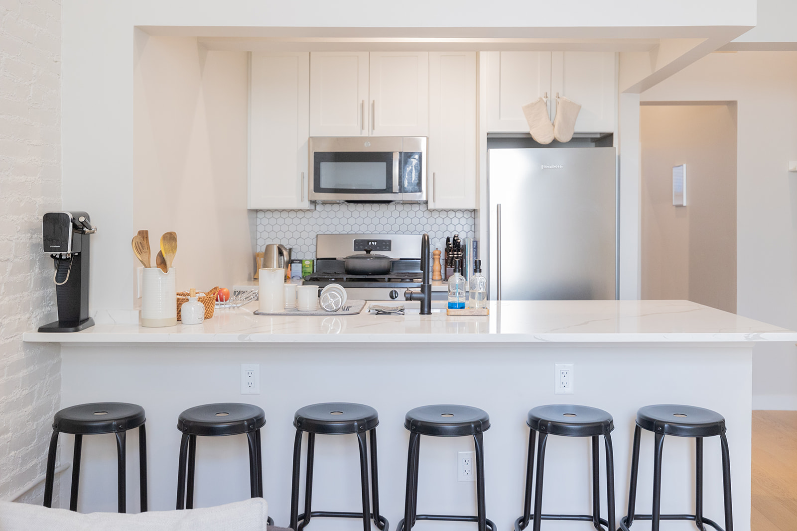 1661 Washington St, South End