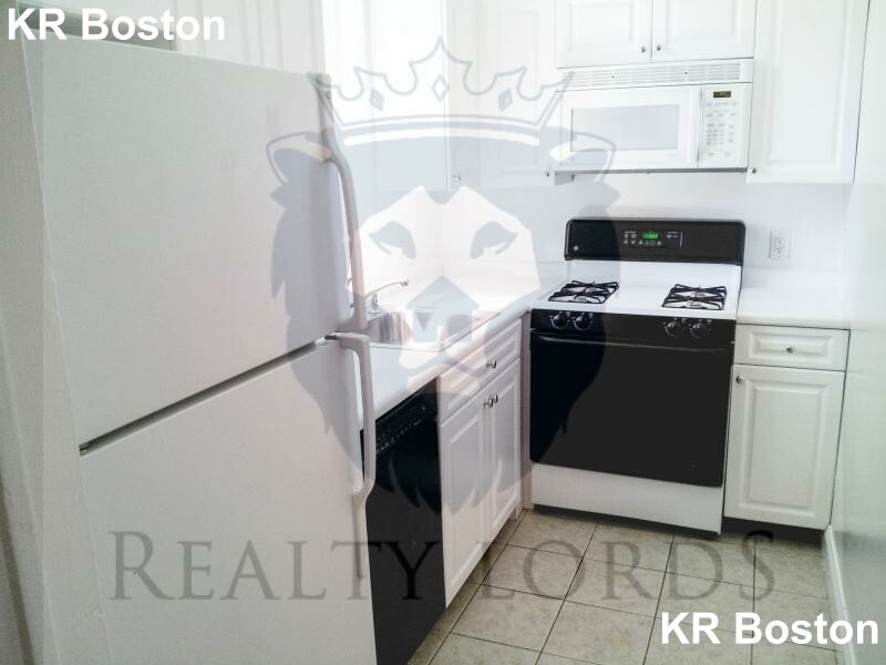 75 Kilsyth Rd, Brighton