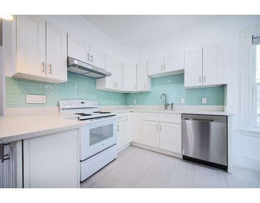 96 Washington St, Malden