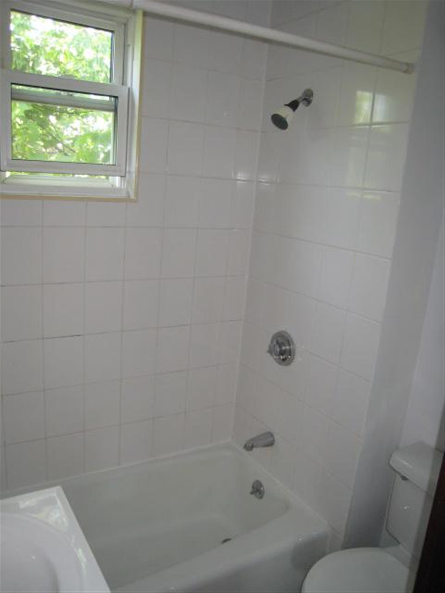 79 Capen St, Medford