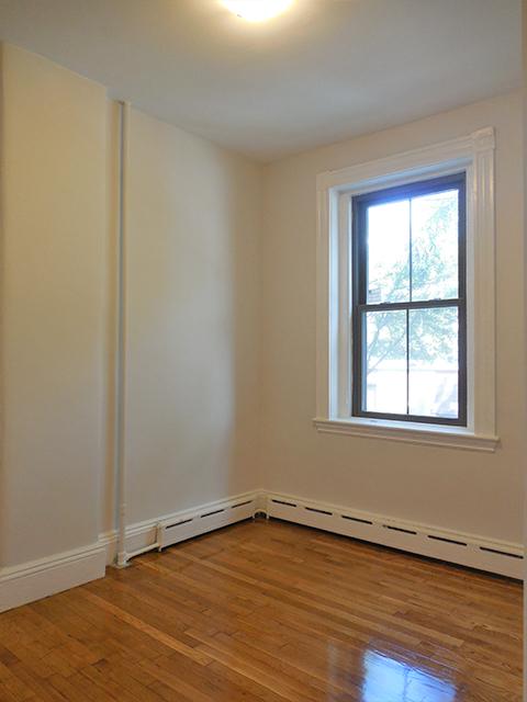 110 Willow St, East Cambridge