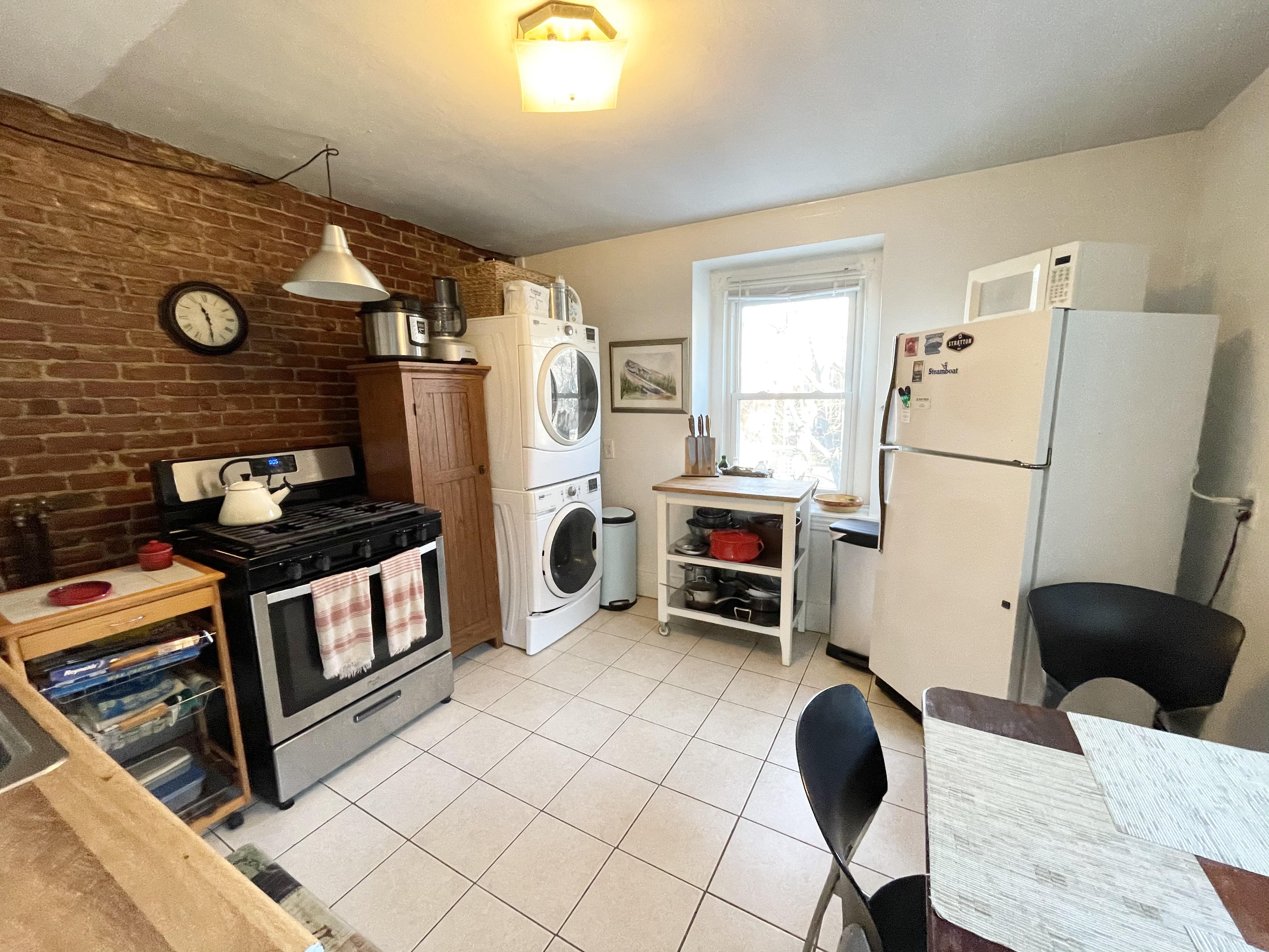 749 4th St, South Boston