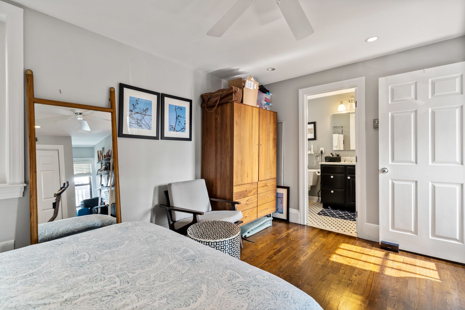 47 Saint Botolph St, Back Bay