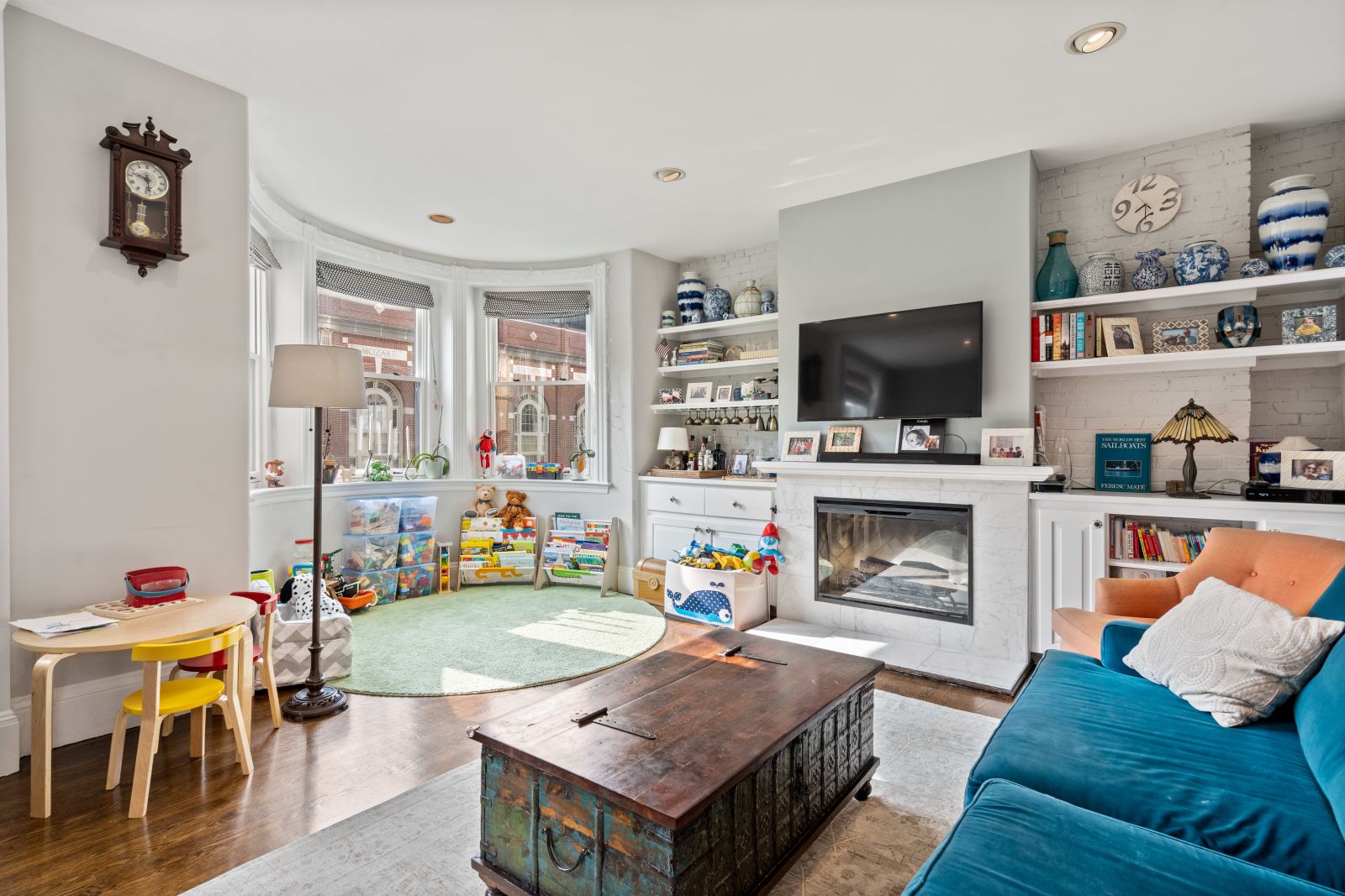 47 Saint Botolph St, Back Bay