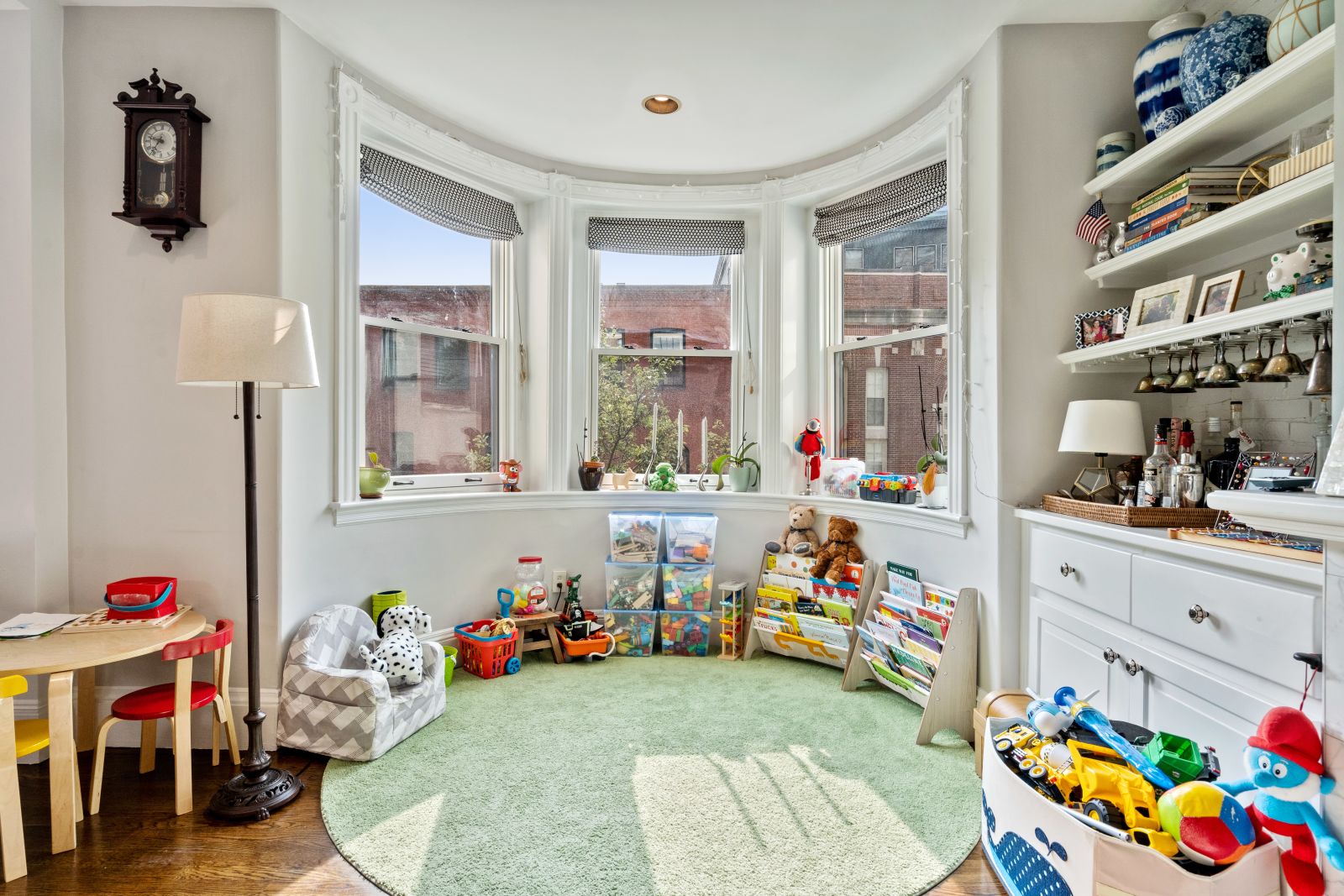 47 Saint Botolph St, Back Bay