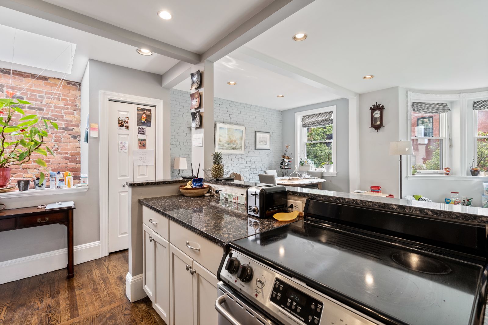 47 Saint Botolph St, Back Bay