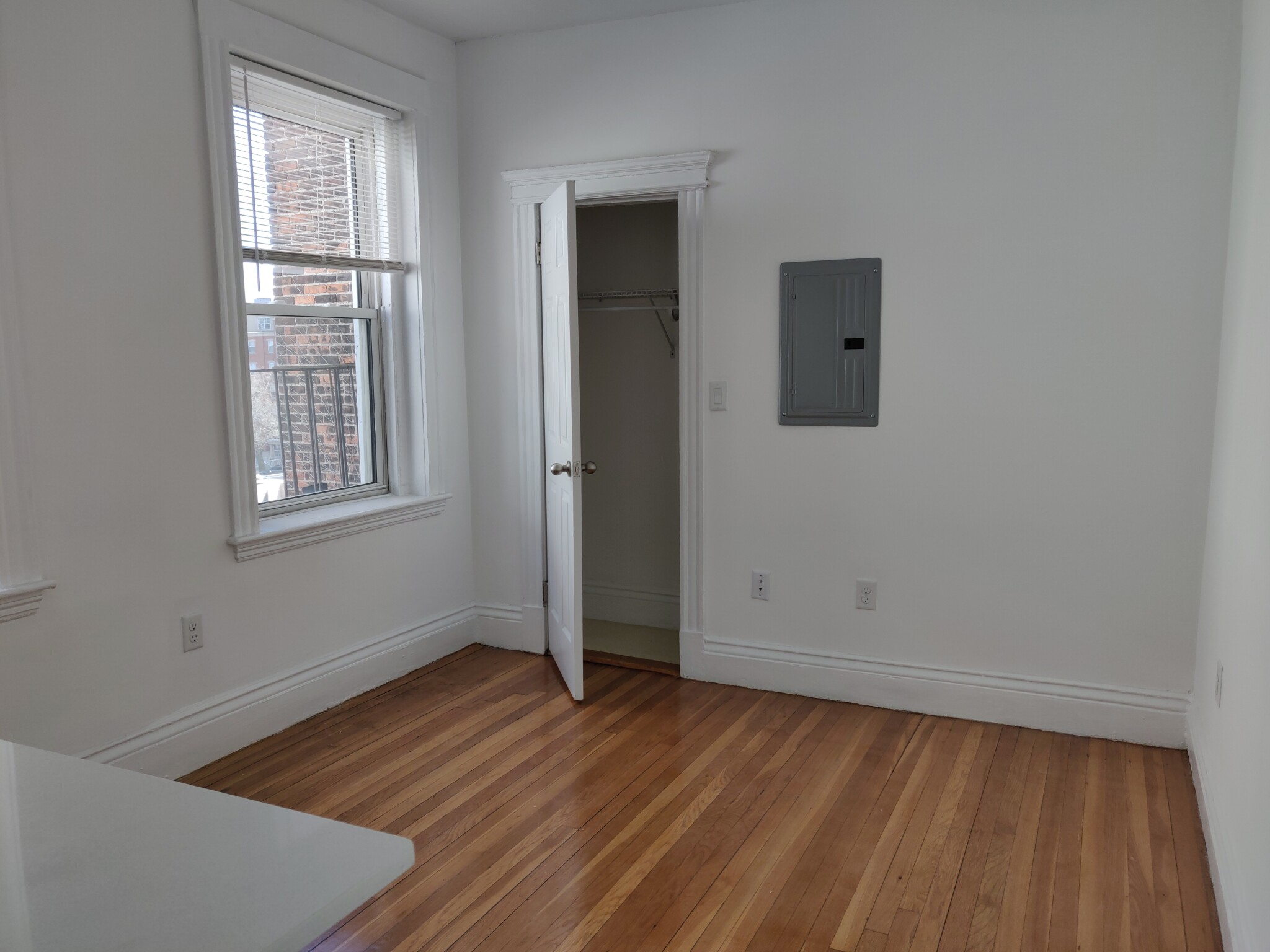 124 Peterborough St, Fenway