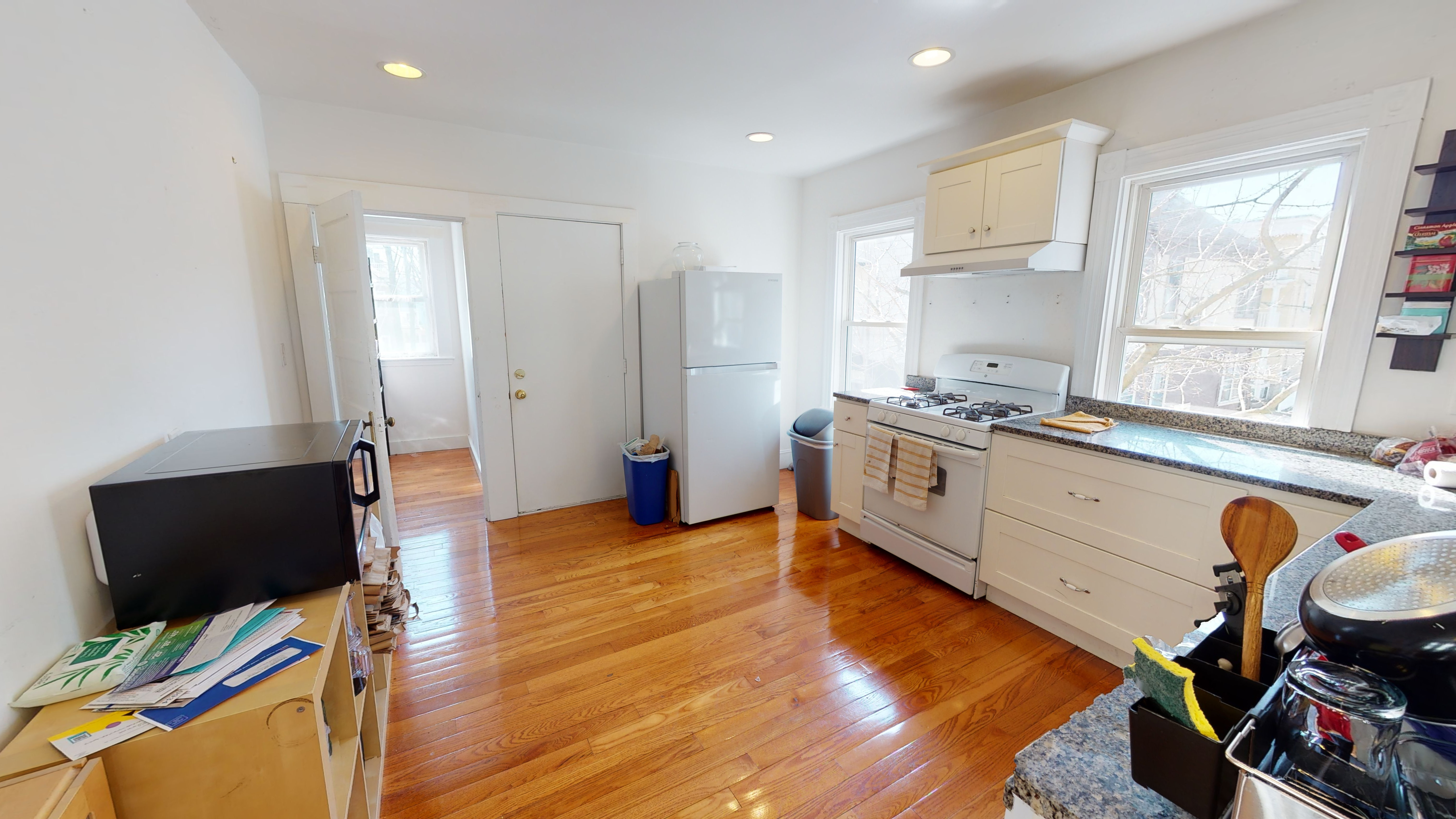 76 Yorktown St, Davis Square