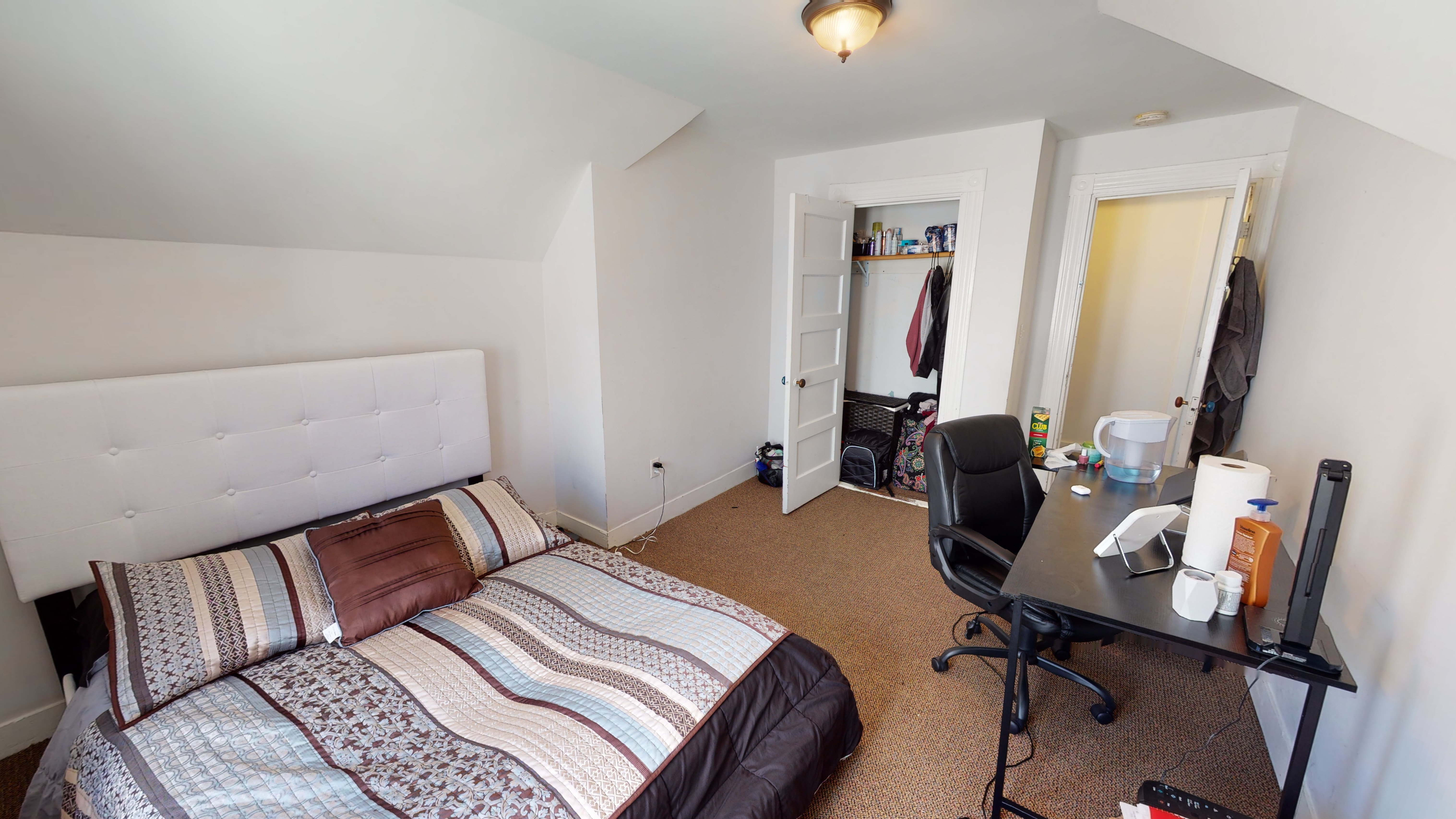 76 Yorktown St, Davis Square