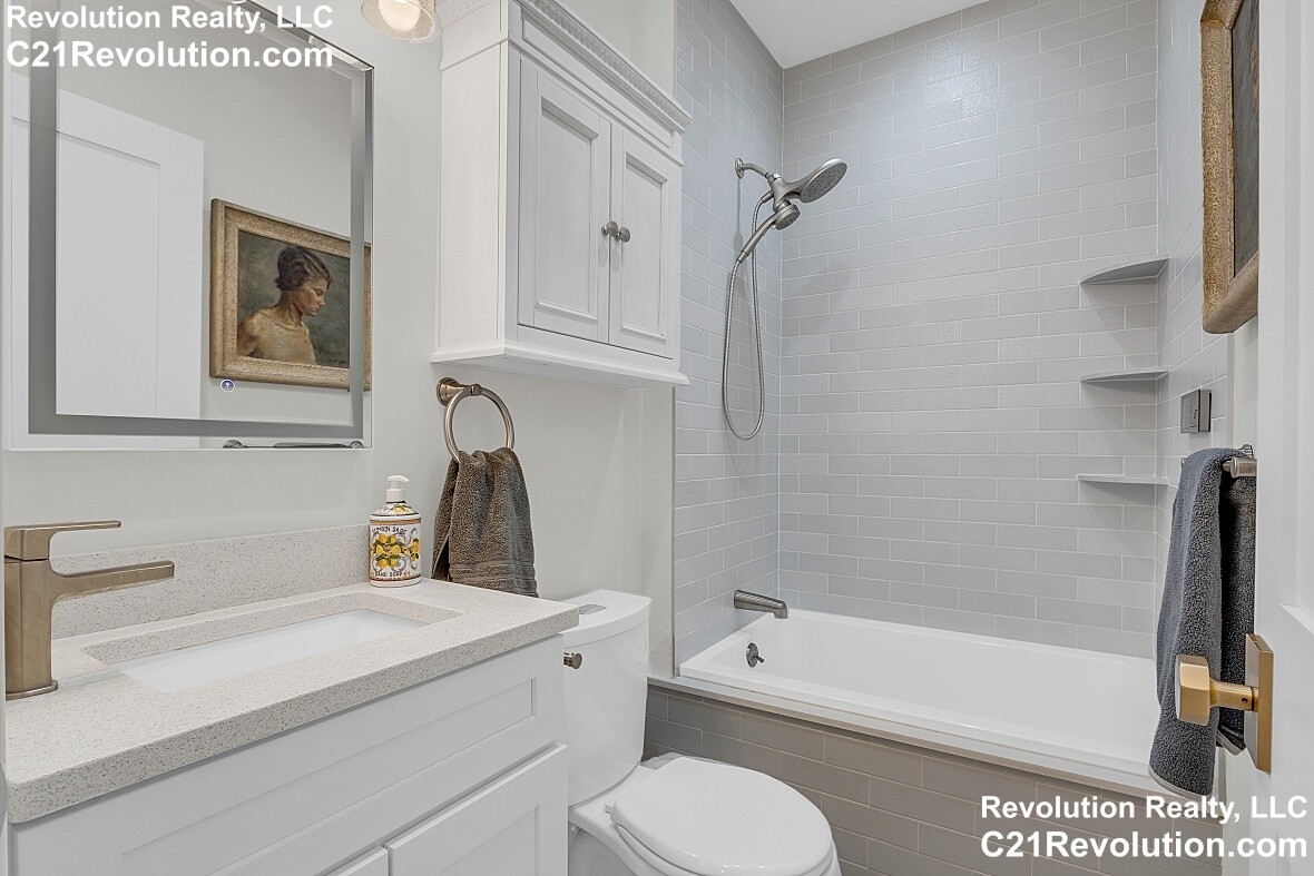 66 Atherton Rd, Corey Hill