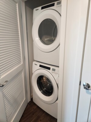 845 Washington St, Newtonville