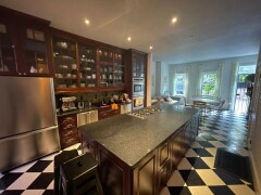 10 Saint Charles St, South End