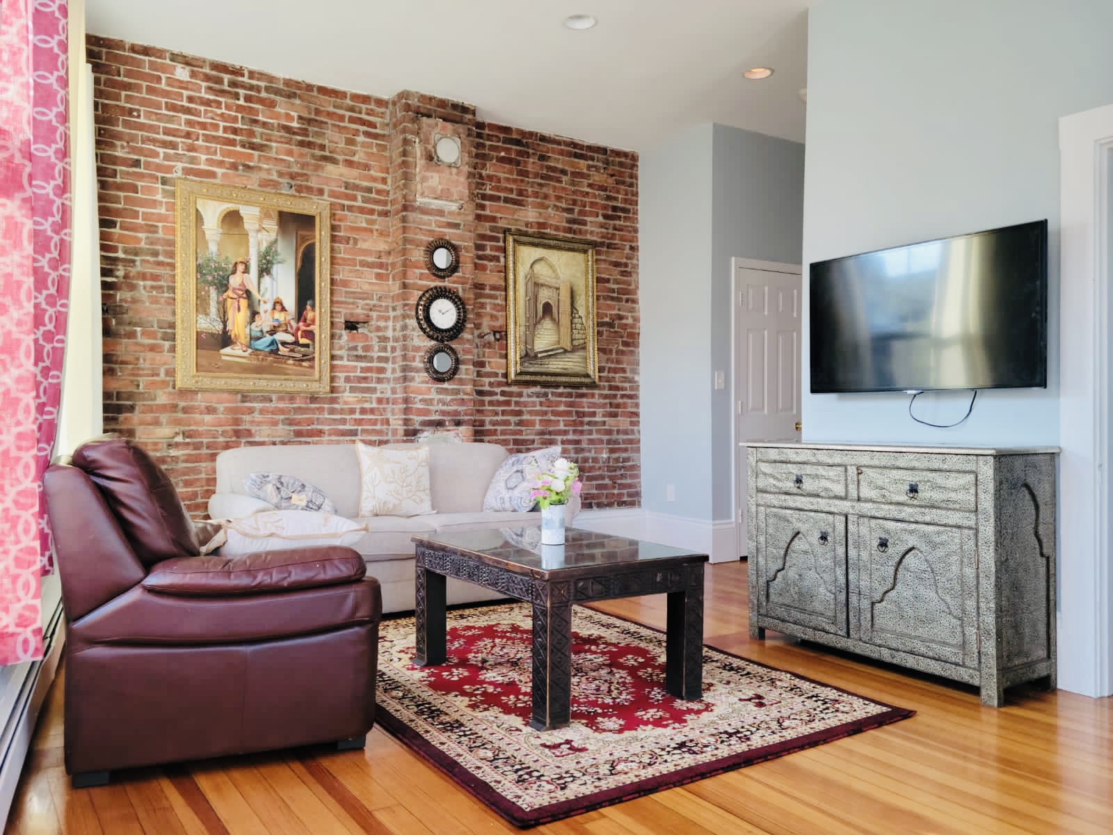 73 Main St, Charlestown