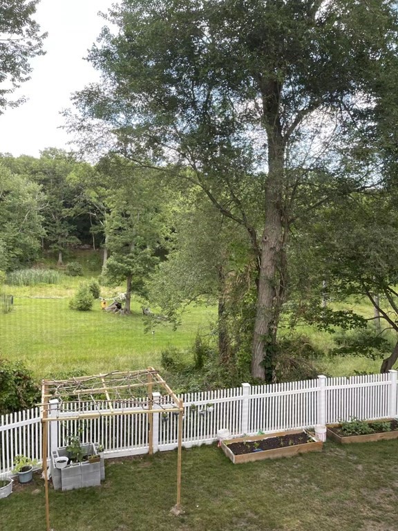 77 Winter St, Countryside