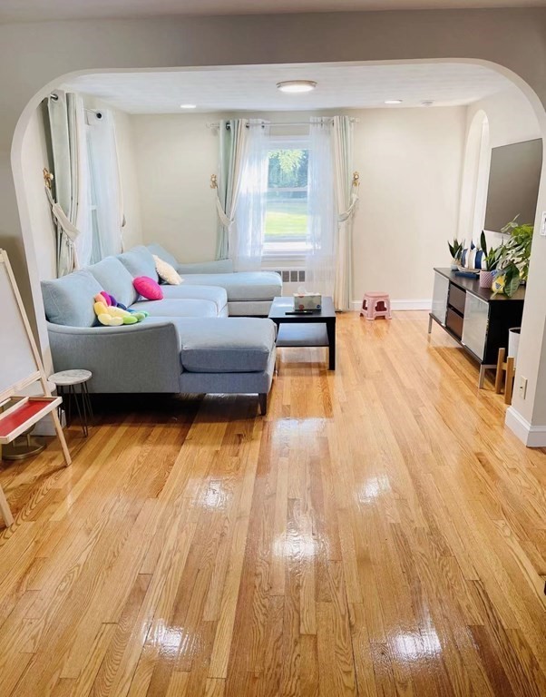 77 Winter St, Countryside