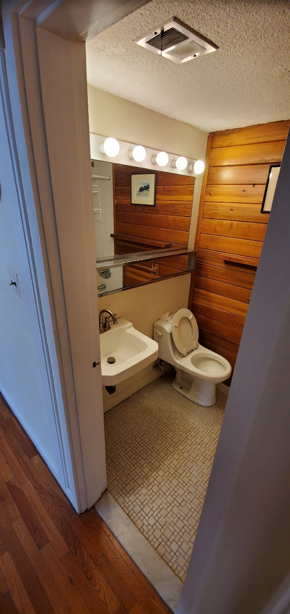 77 Trowbridge St, Harvard Square