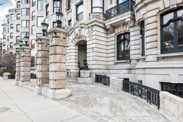 390 Commonwealth Ave, Back Bay