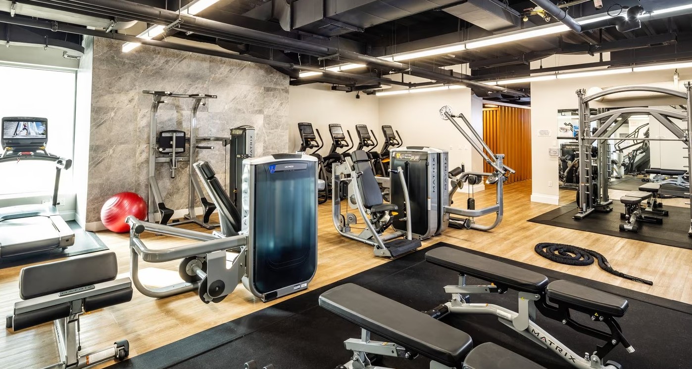 77 Exeter St, Back Bay