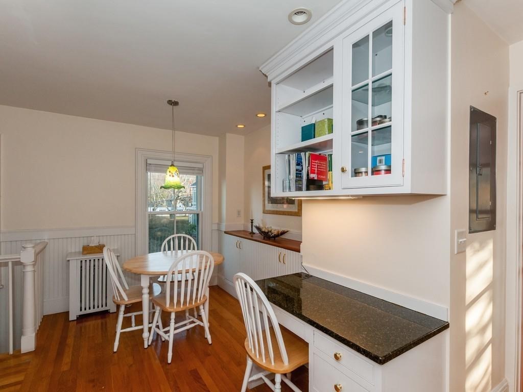 120 Church St, Newton