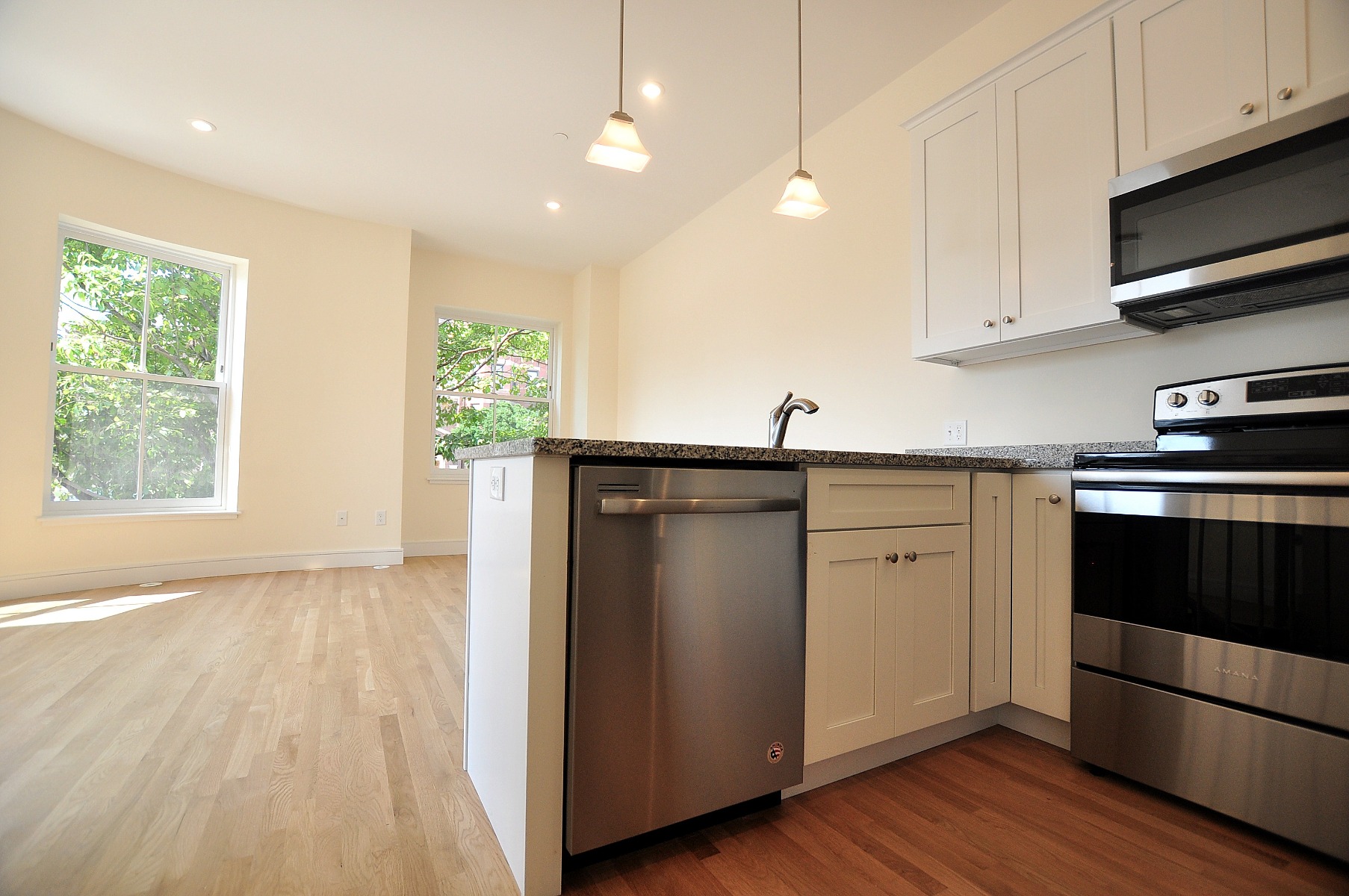 877 Beacon St, Brookline