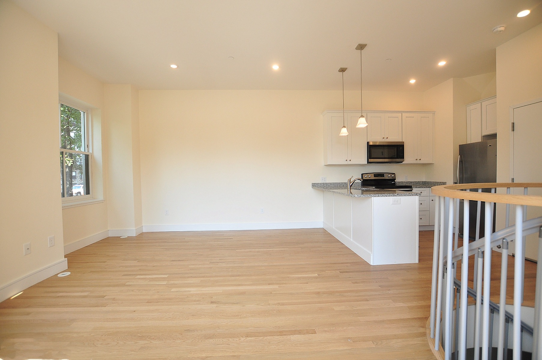 877 Beacon St, Brookline