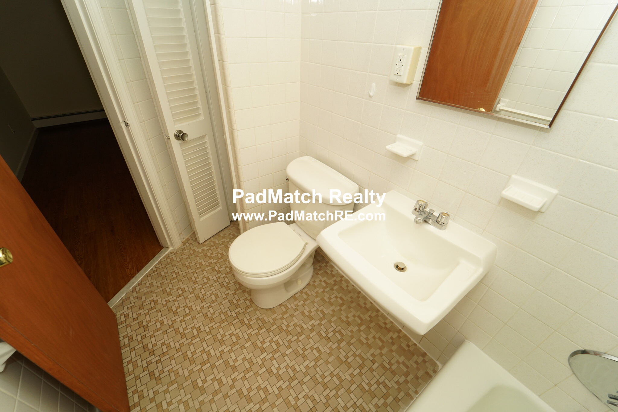 78 So Huntington Ave, Jamaica Plain