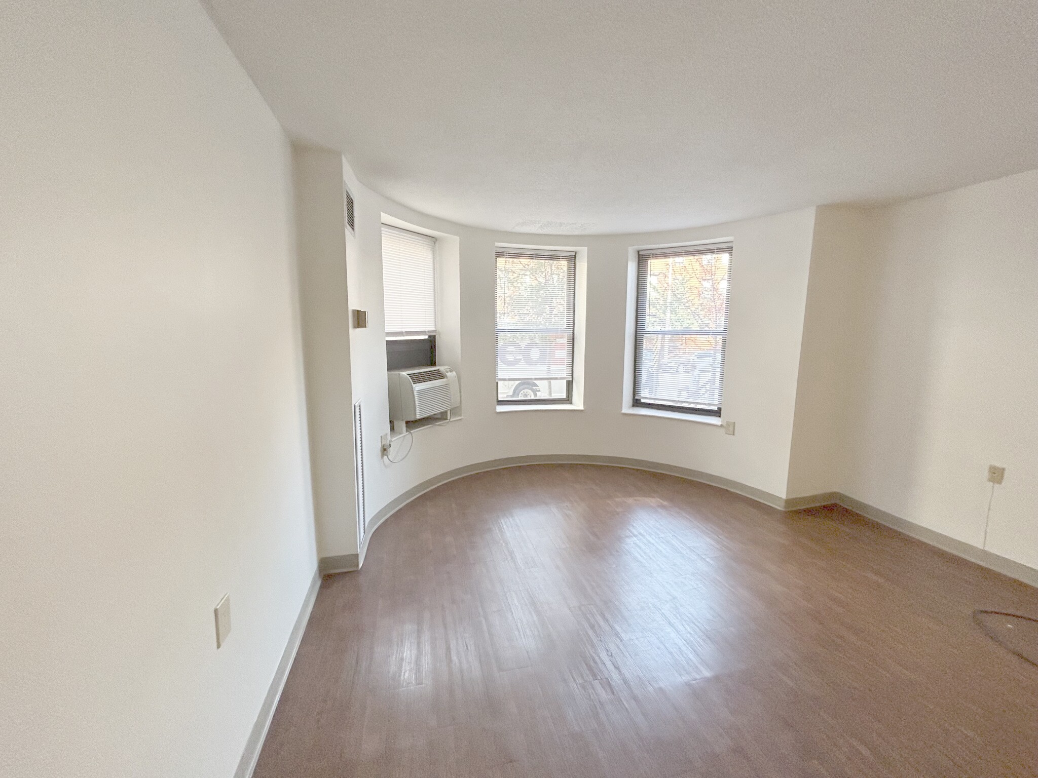 78 Westland Ave, Fenway