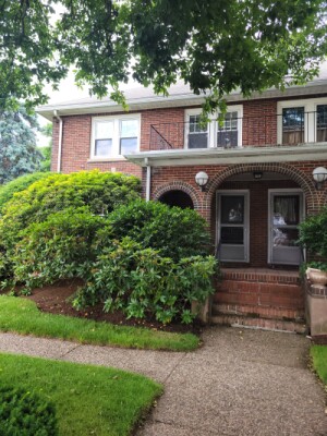 45 Jackson St, Thompsonville