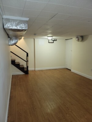 45 Jackson St, Thompsonville