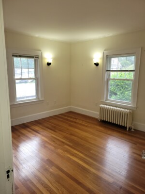 45 Jackson St, Thompsonville