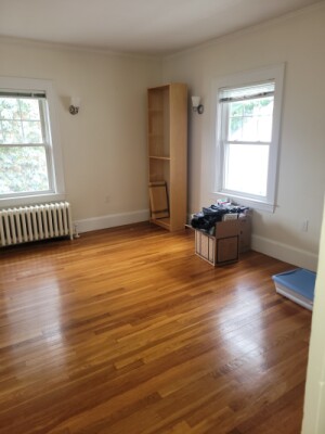 45 Jackson St, Thompsonville