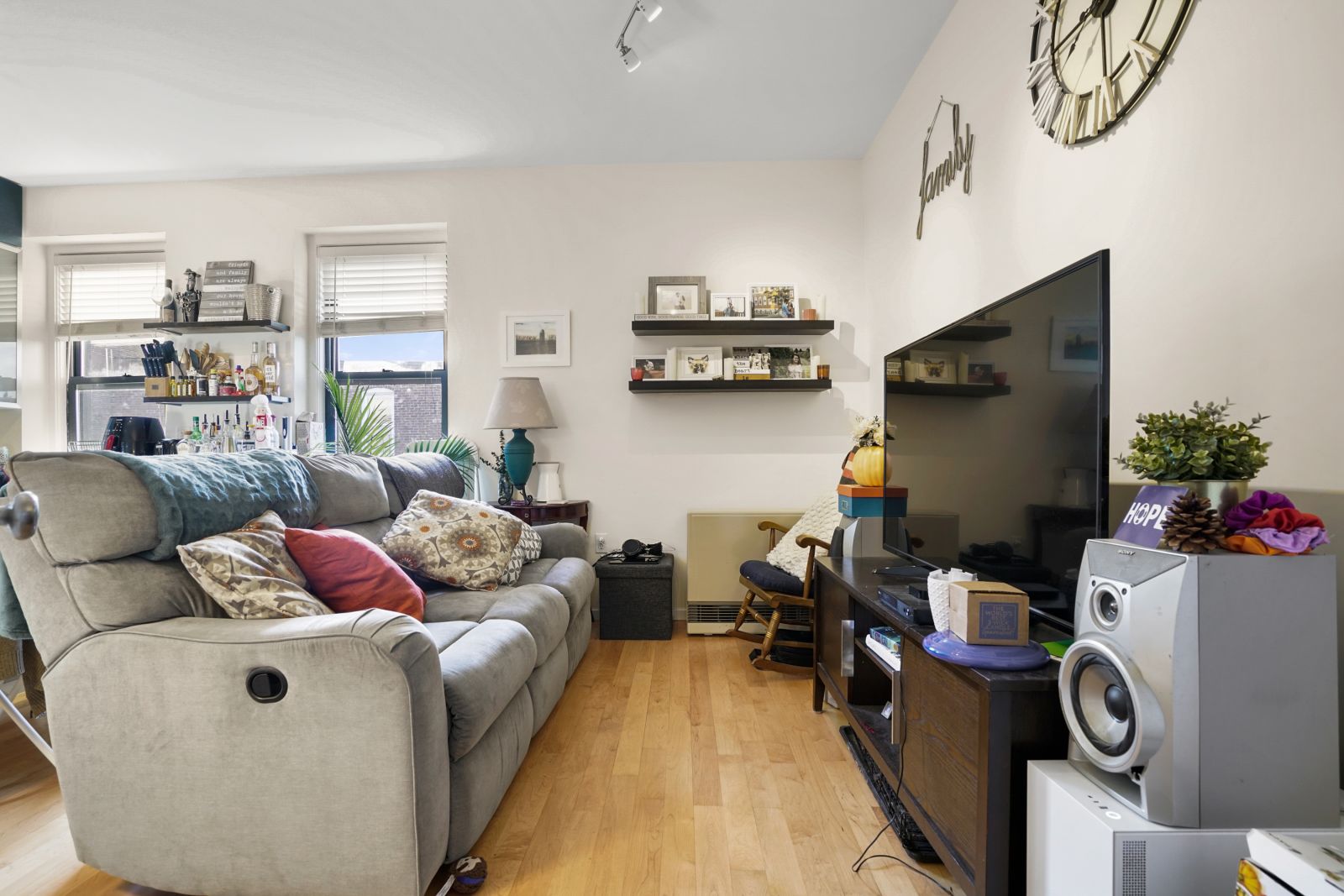 155 Cottage St, East Boston