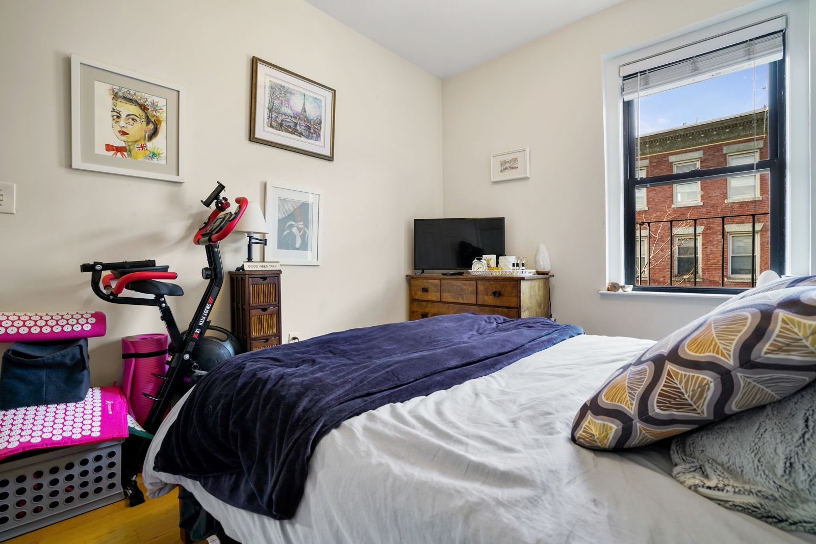 155 Cottage St, East Boston