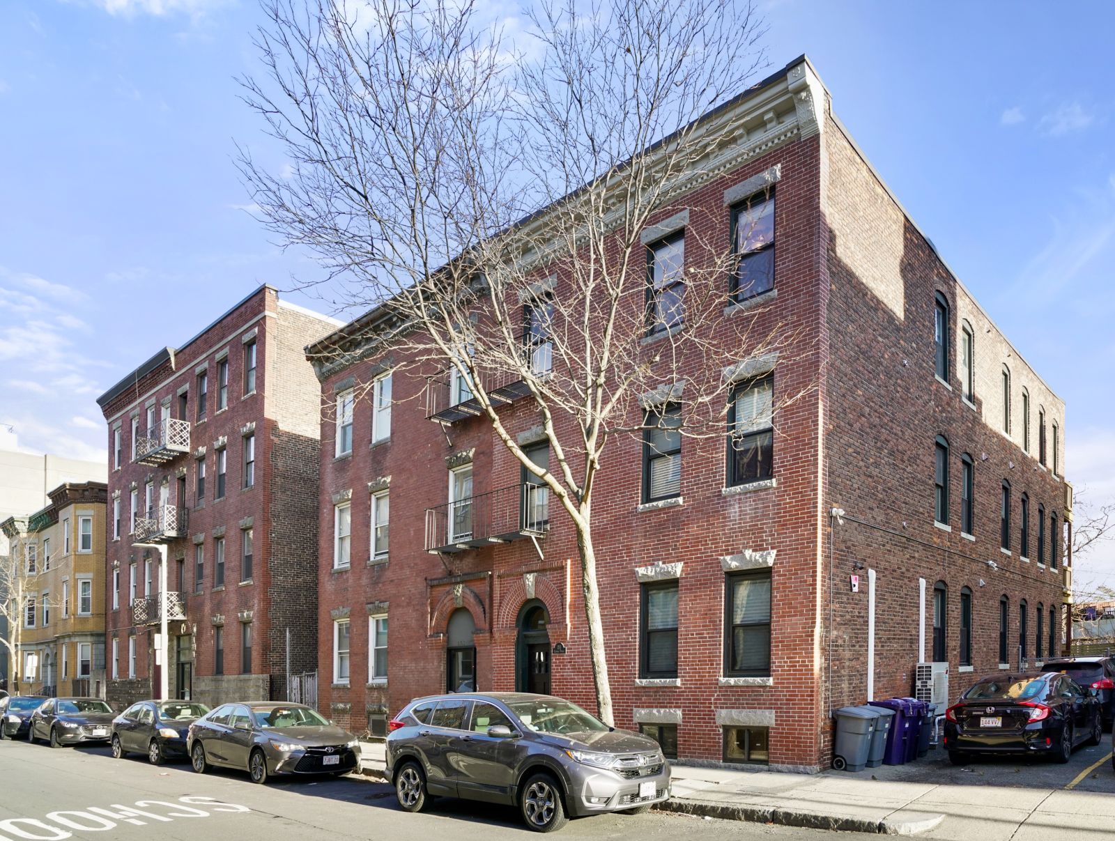 155 Cottage St, East Boston