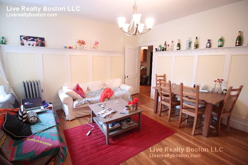 1122 Commonwealth Ave, Allston