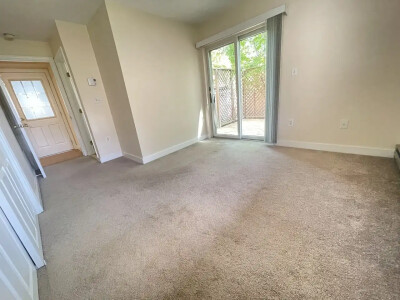 42 Central Ave, Newtonville