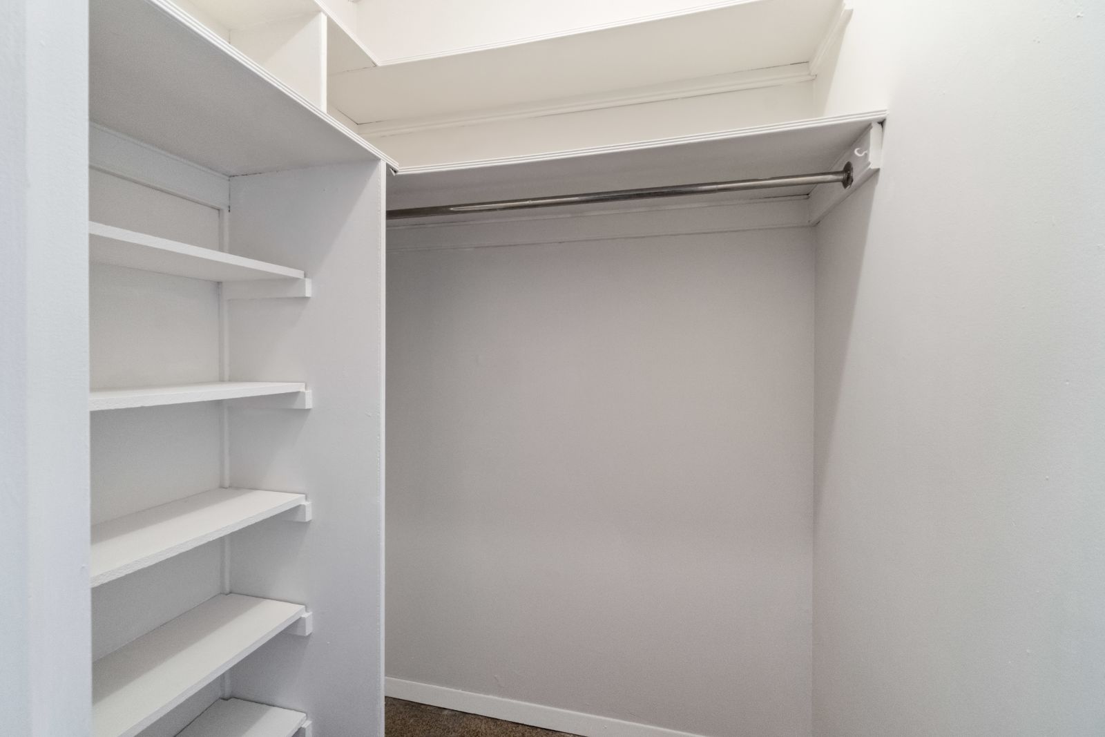 65 East India Row, Waterfront