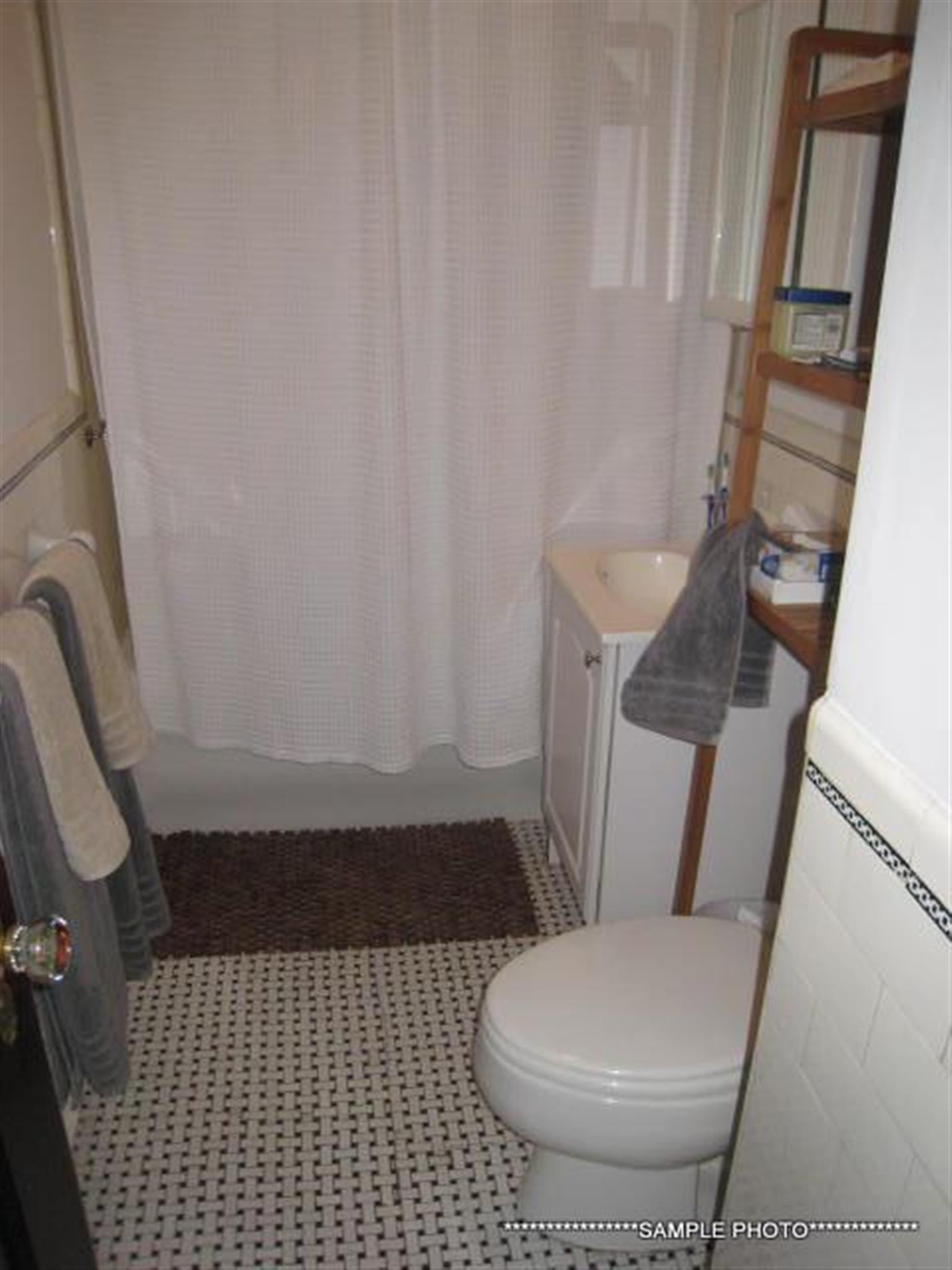 119 College Ave, Davis Square