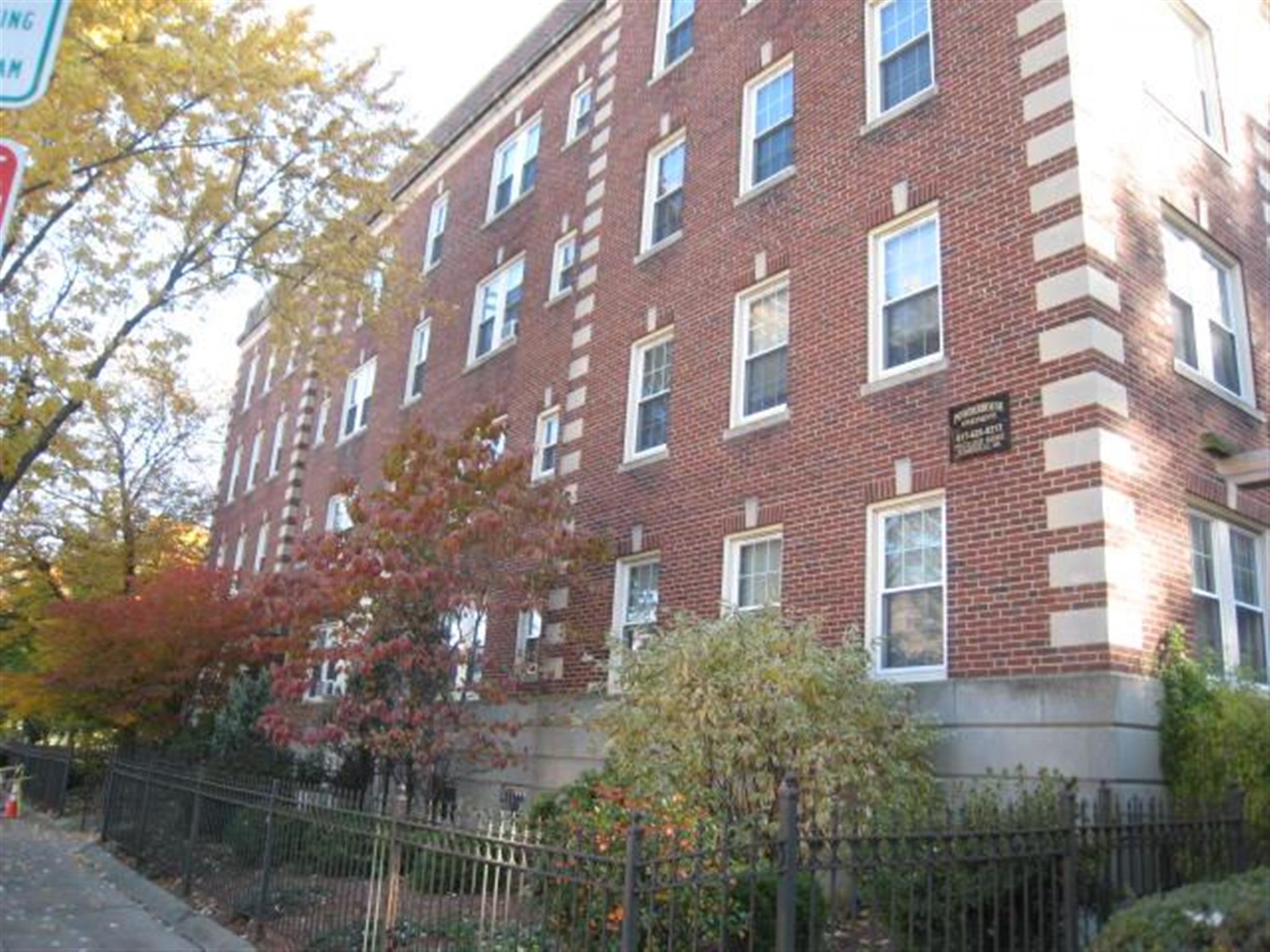 119 College Ave, Davis Square