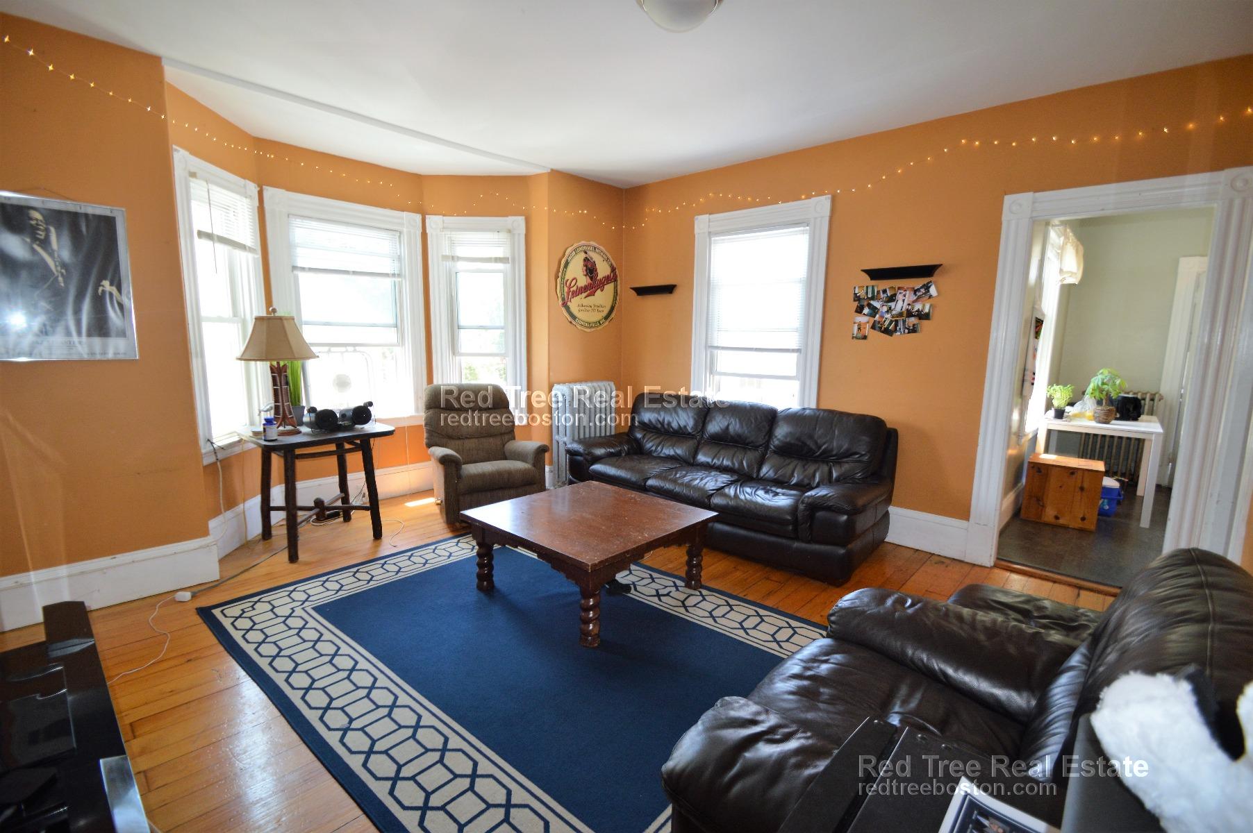 11 Reedsdale St, Allston