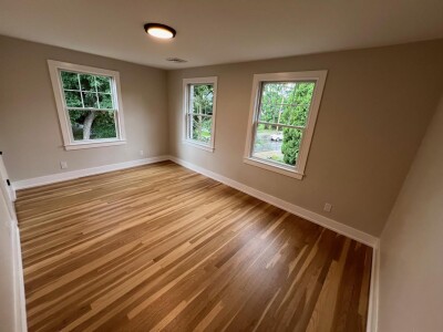 1136 Walnut St, Newton Highlands